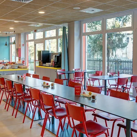 Meininger Garibaldi Hostel Milaan
