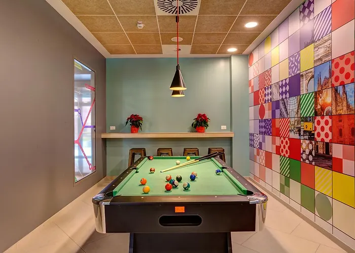 Meininger Garibaldi Hostel Milánó