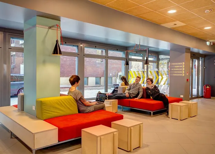 Meininger Garibaldi Hostel Milánó