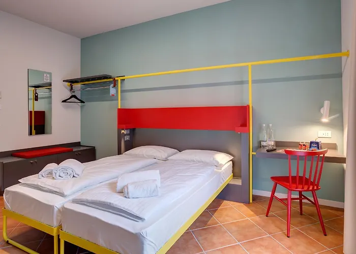 Meininger Garibaldi * Milánó