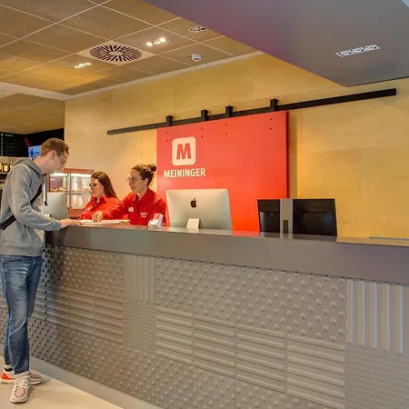 Meininger Garibaldi Hostel Milán